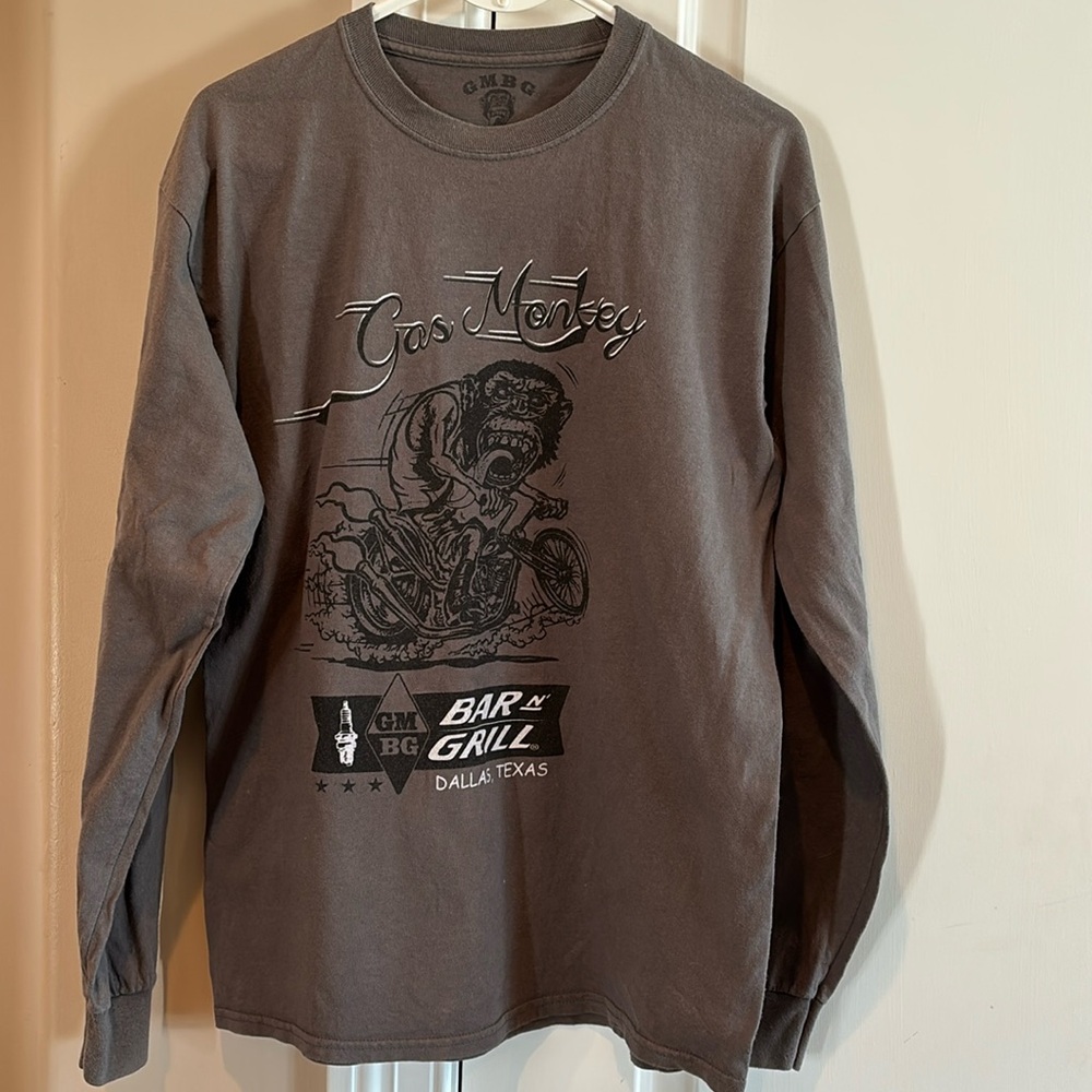Men’s Gas Monkey Bar and Grill Dallas Texas  Long Sleeve T-shirt Size Medium